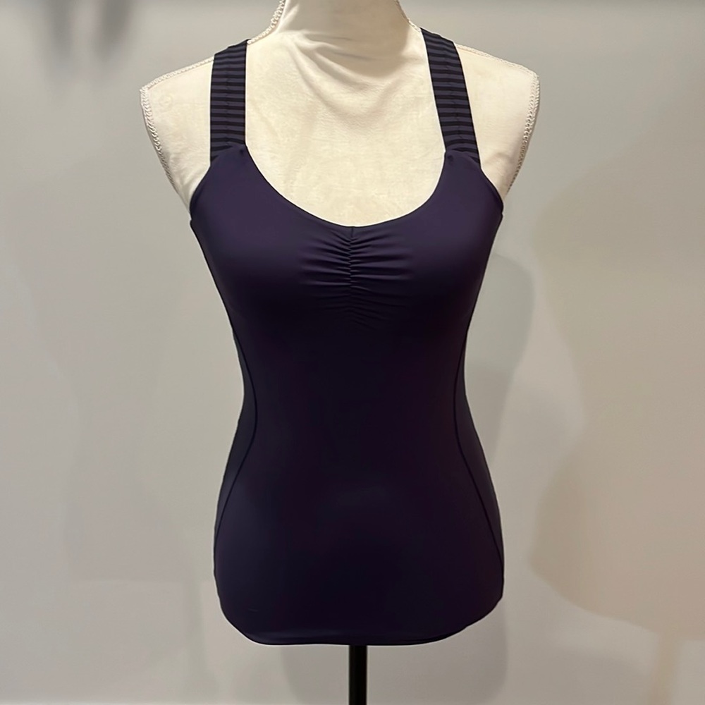 Lululemon top. Size 2